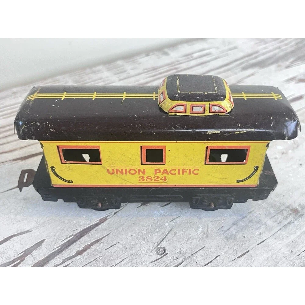 Vintage Marx Union Pacific 3824 Caboose Tin Litho O Scale Model Train Car